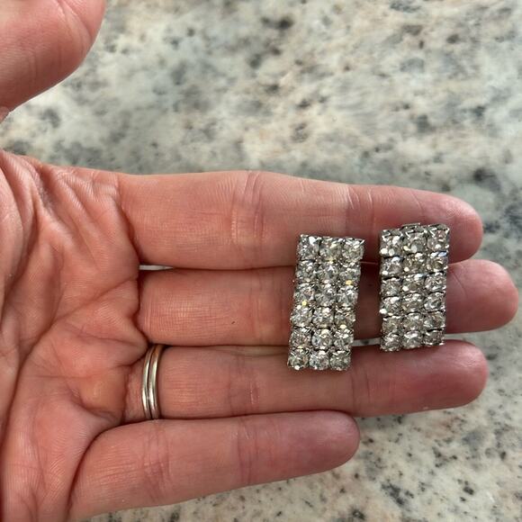 Bluette -Shoe Accessory Clips- 60s- rhinestones- silver- feminine rectangular - Picture 7 of 8